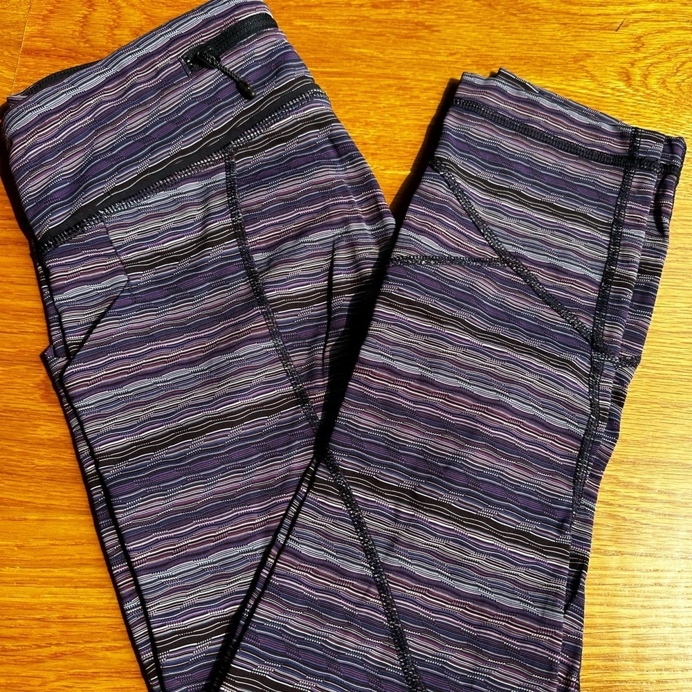 Lululemon crop leggings